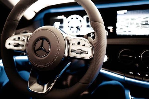 Les dernières innovations en technologies d'aide à la conduite pour une sécurité optimale